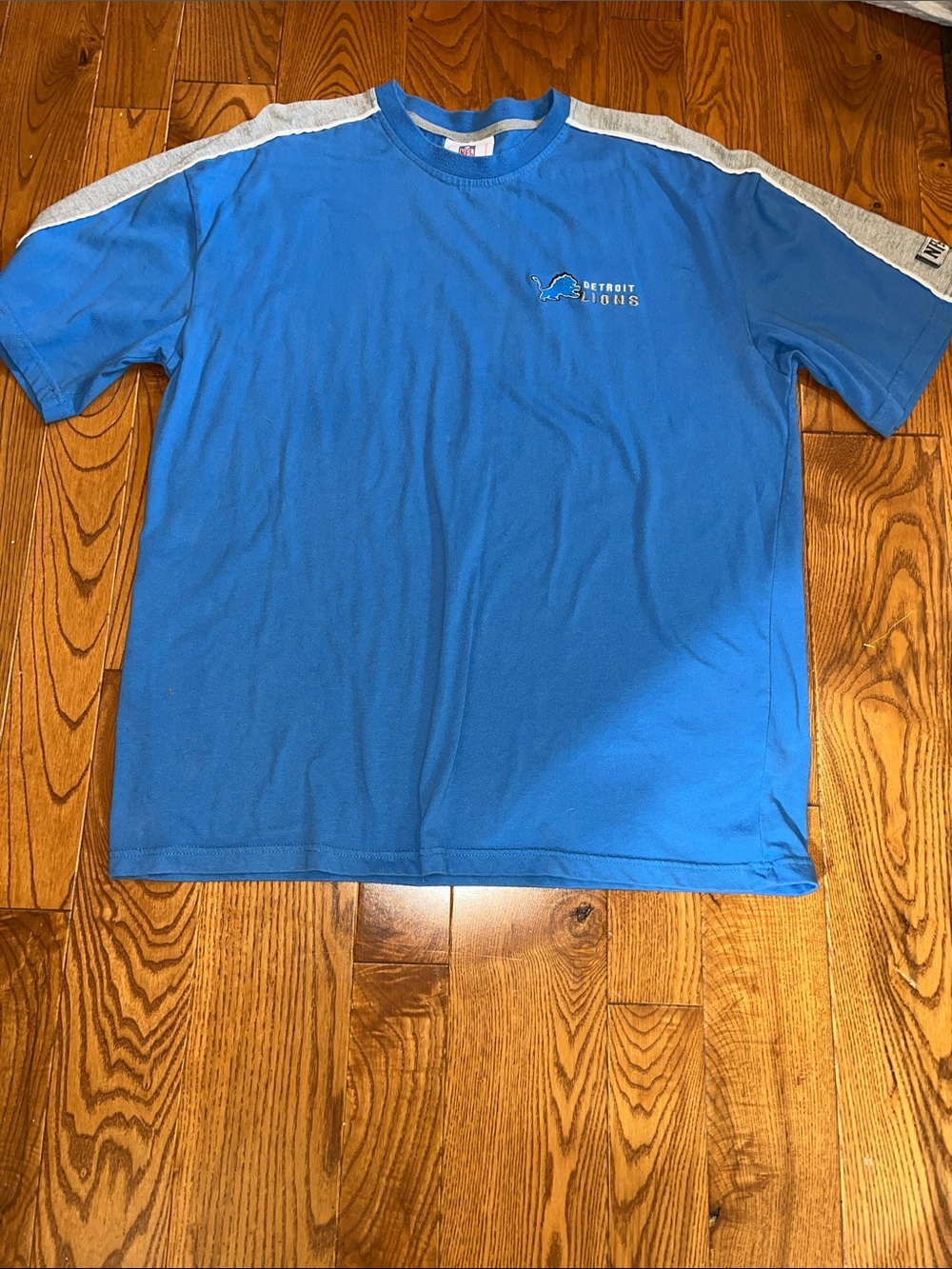 Detroit Lions Blue Short-Sleeve Team Tee size XL